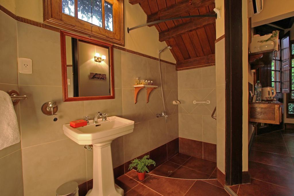 Hotel Casa Glebinias Chacras de Coria Esterno foto